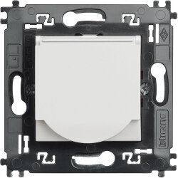 Bticino SCHUKO-Steckdose N4141MAP m. Klappdeckel SL weiss