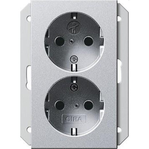 Gira SCHUKO-Doppel-Steckdose 273526 KS Geraeted. 1,5fach System55 Alu