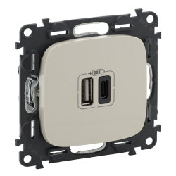 Legrand  754966 VALLURE 2xUSB-A+C 2MOD 3A MW
