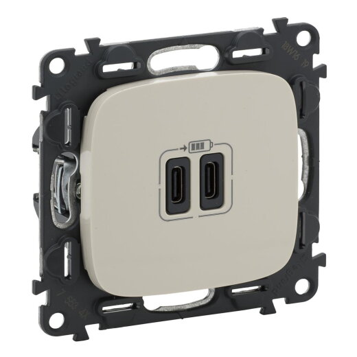 Legrand  755346 VALLURE 2xUSB-C 2MOD 3A MW
