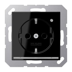 Jung SCHUKO®-Steckdose mit LED-Orientierungslicht, 16...