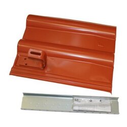 Otto Lehmann Dachhaken auf Metalldachplatte ziegelrot...